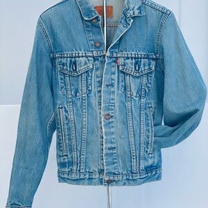 Vintage Levi’s Distressed Mid Wash Jean Jacket